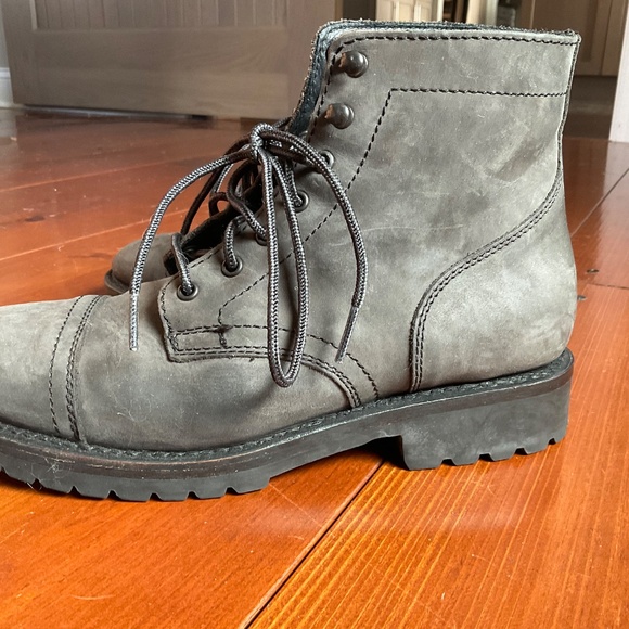 Thursday Boots Men’s Gray Captain Lace Up Size 8 - Picture 3 of 7